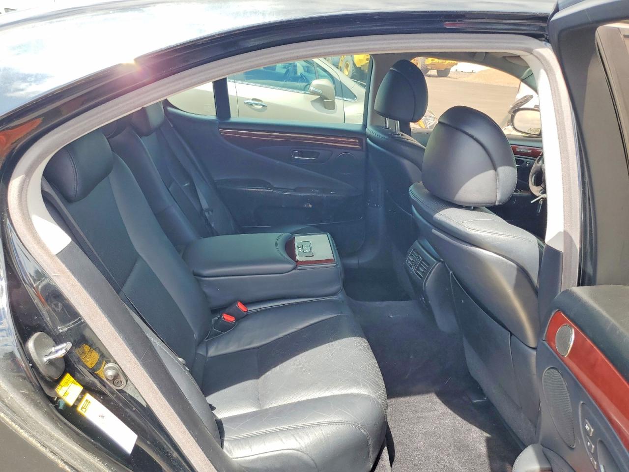 Lexus LS 460