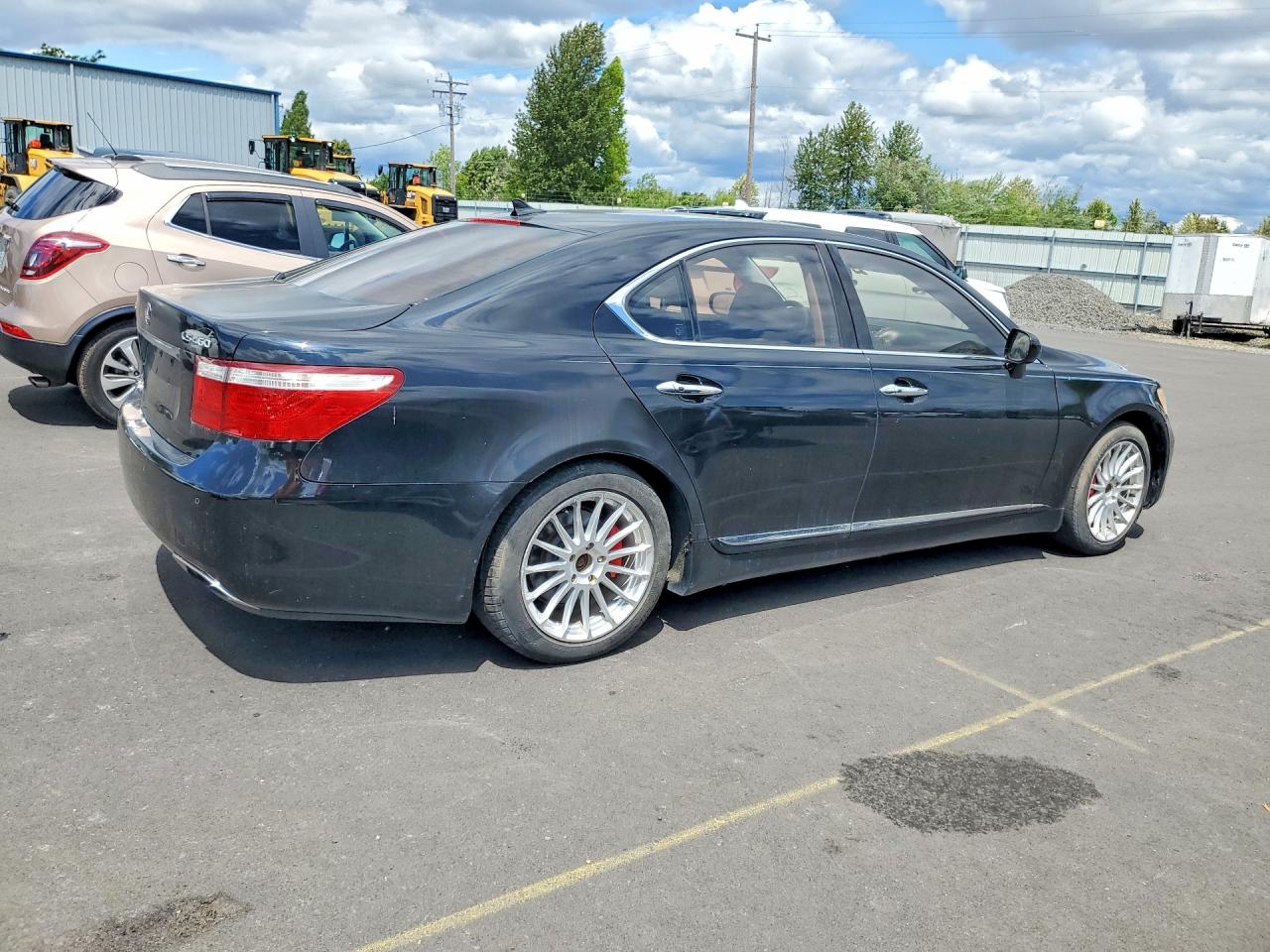 Lexus LS 460