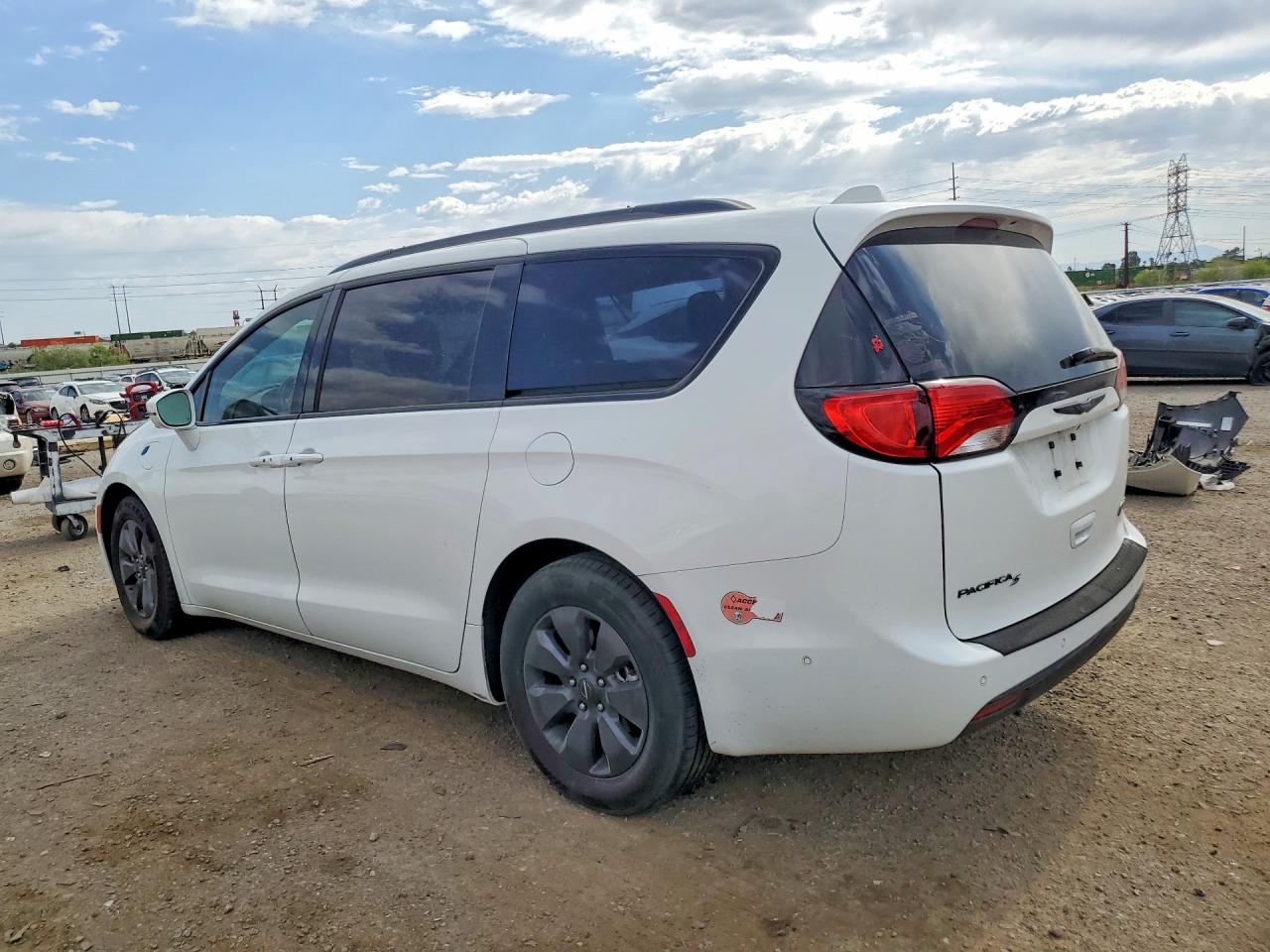 Chrysler Pacifica Hybrid Limited