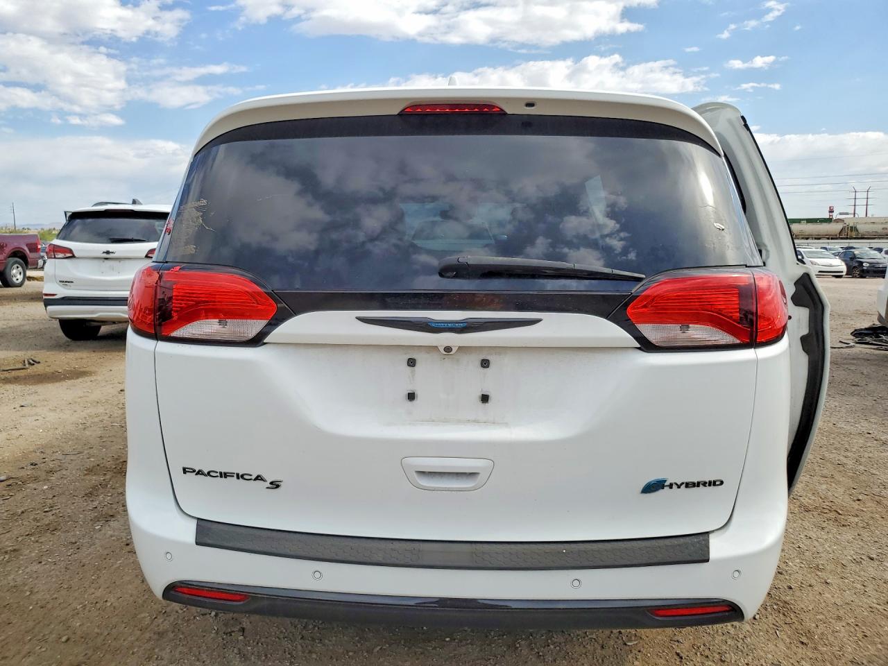 Chrysler Pacifica Hybrid Limited