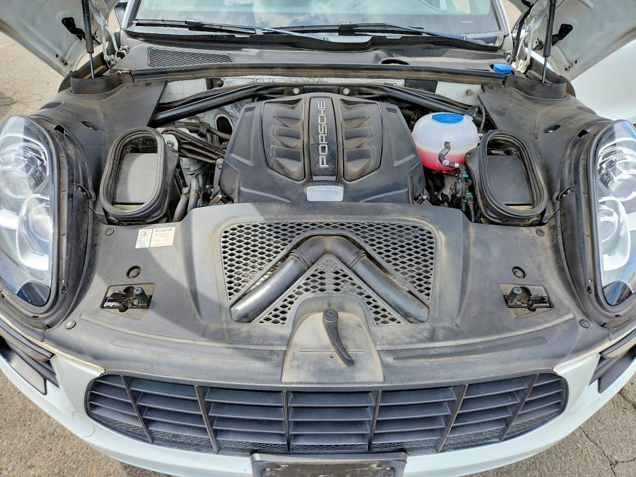 Porsche Macan S