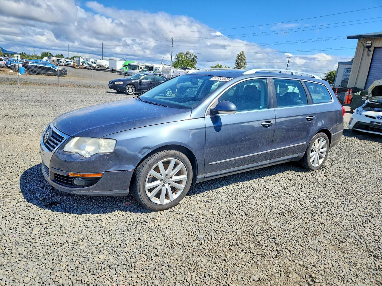 Salvage Volkswagen Passat Image