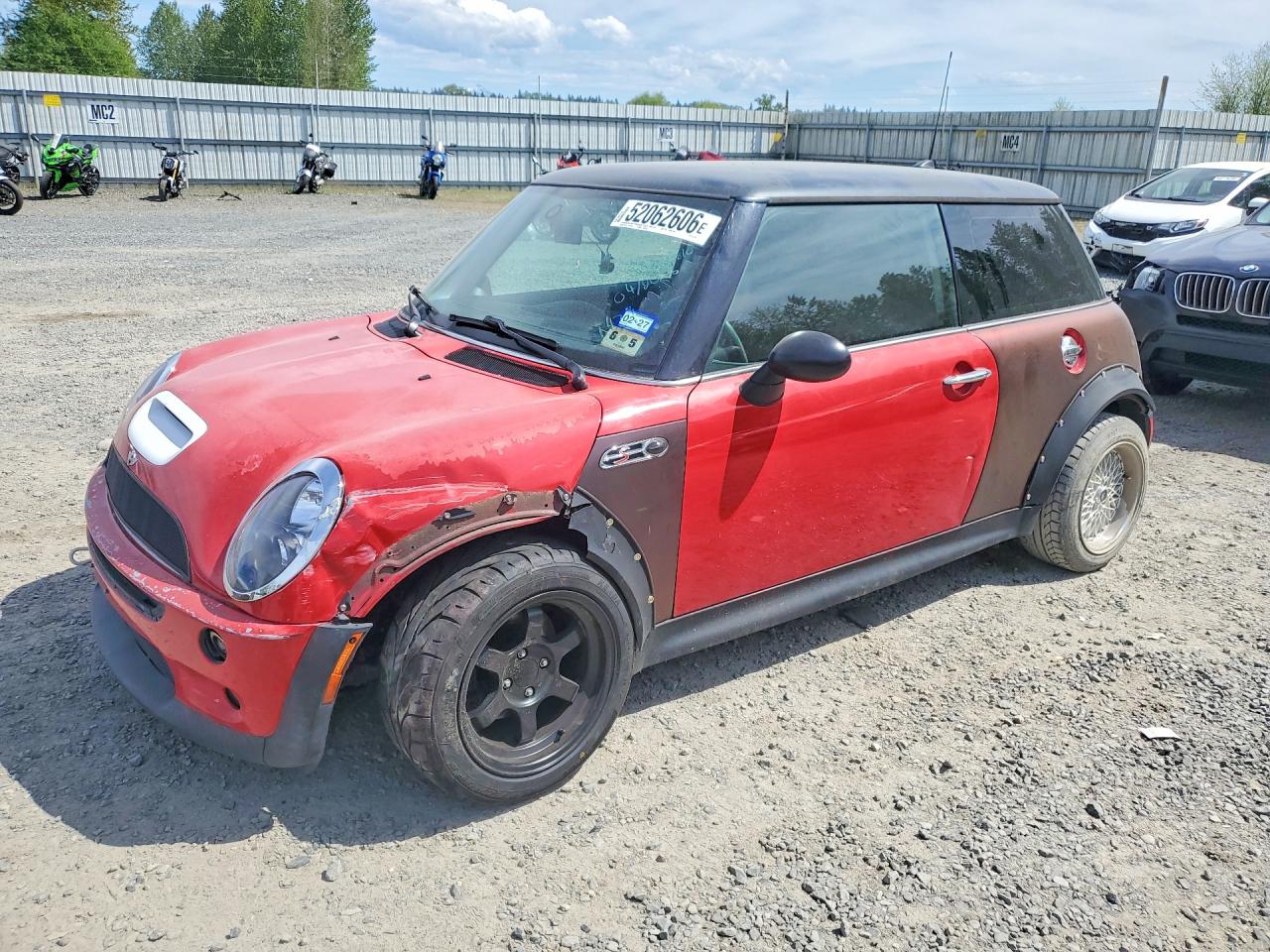 Salvage MINI Cooper Image