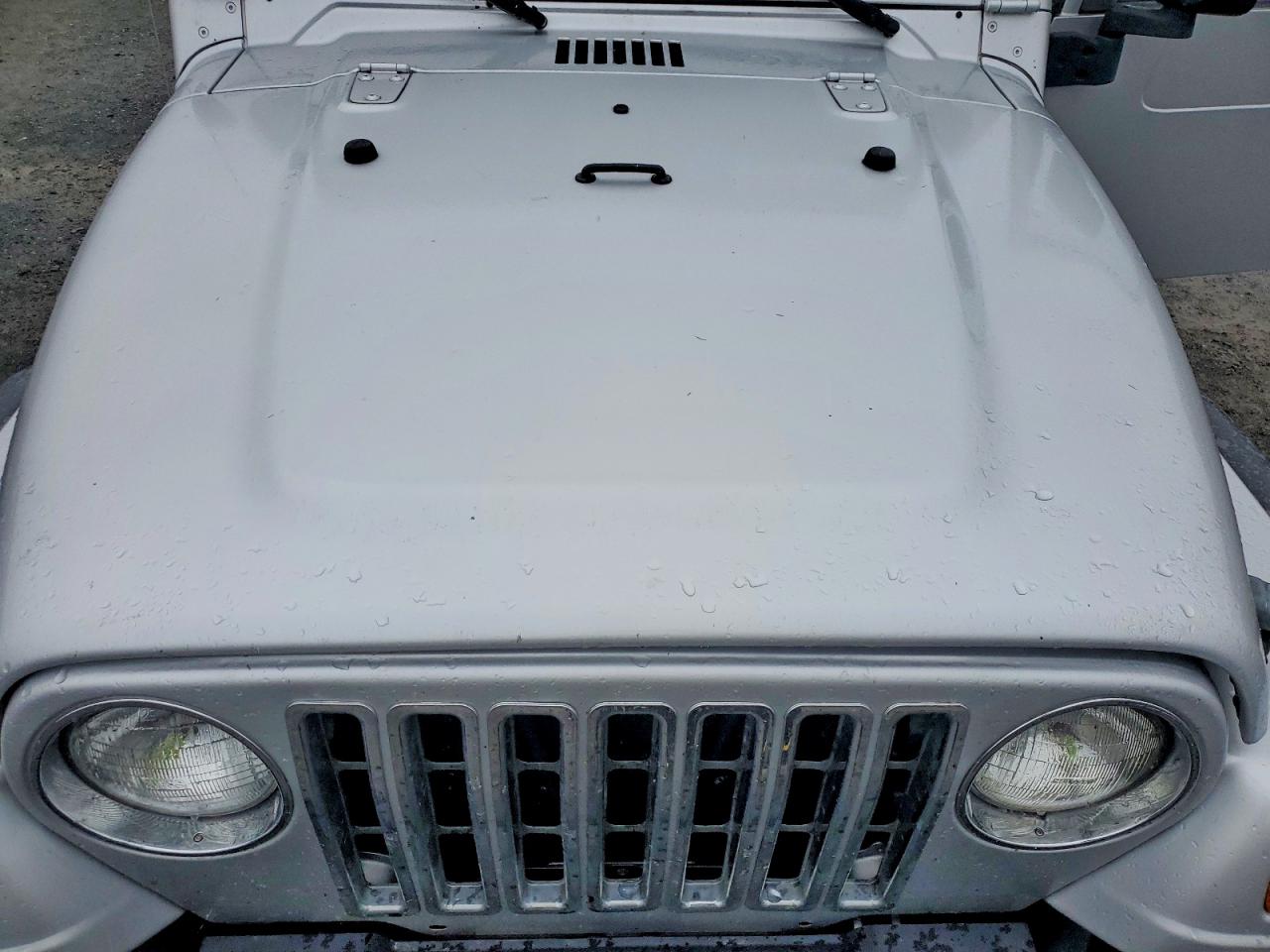 Jeep Wrangler Sport