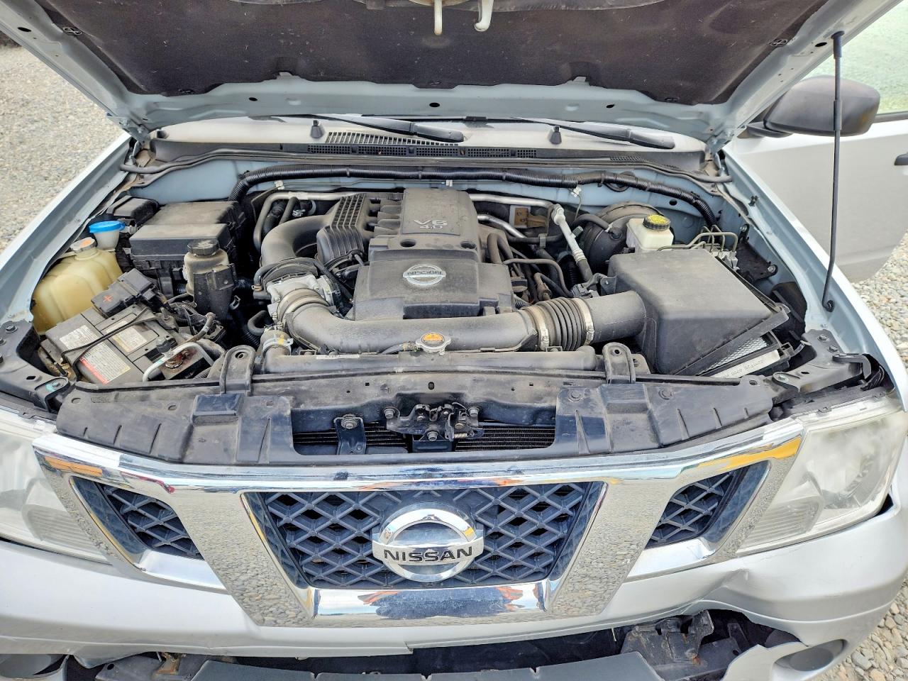 Nissan Frontier Sv