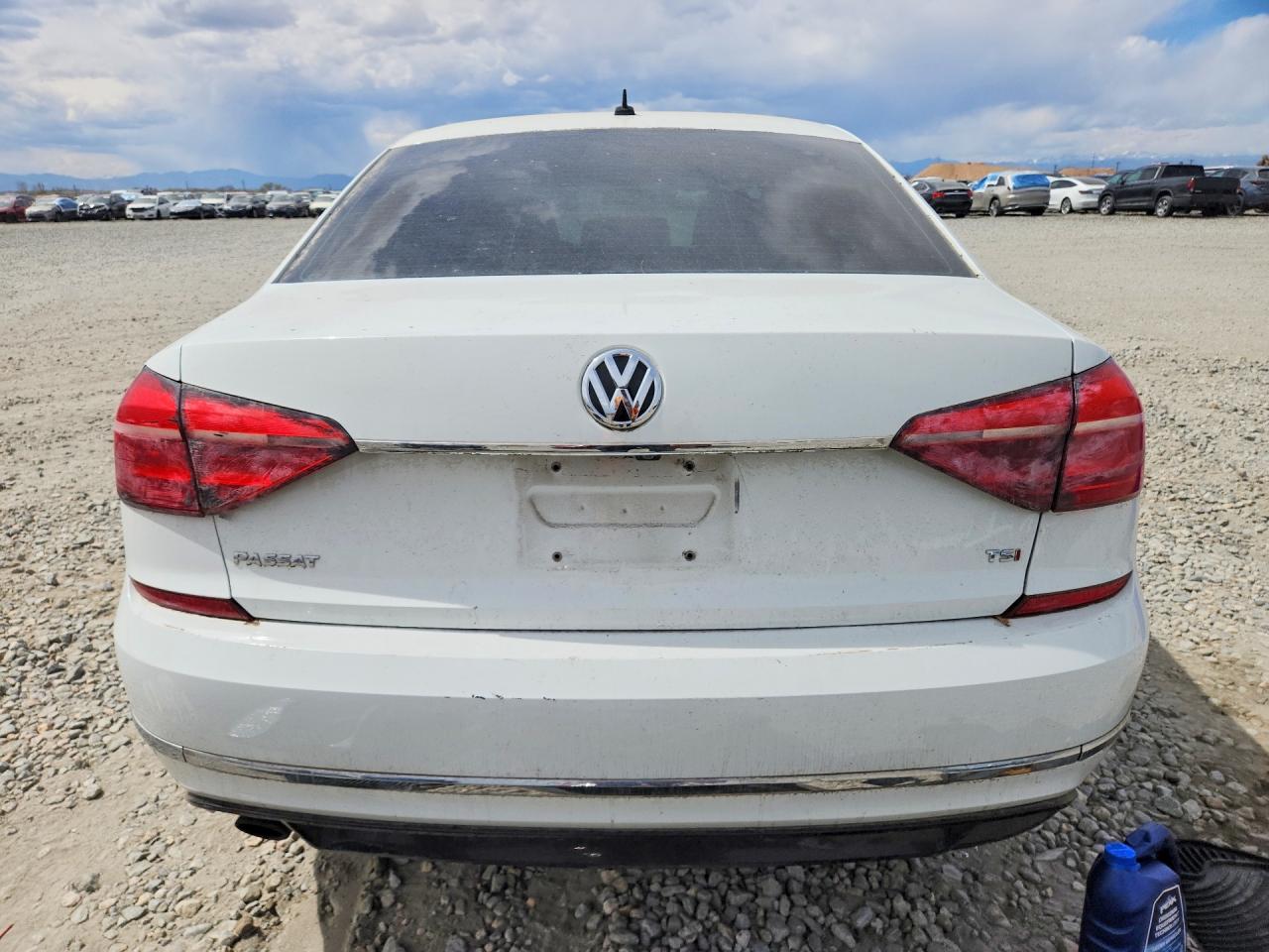 Volkswagen Passat S