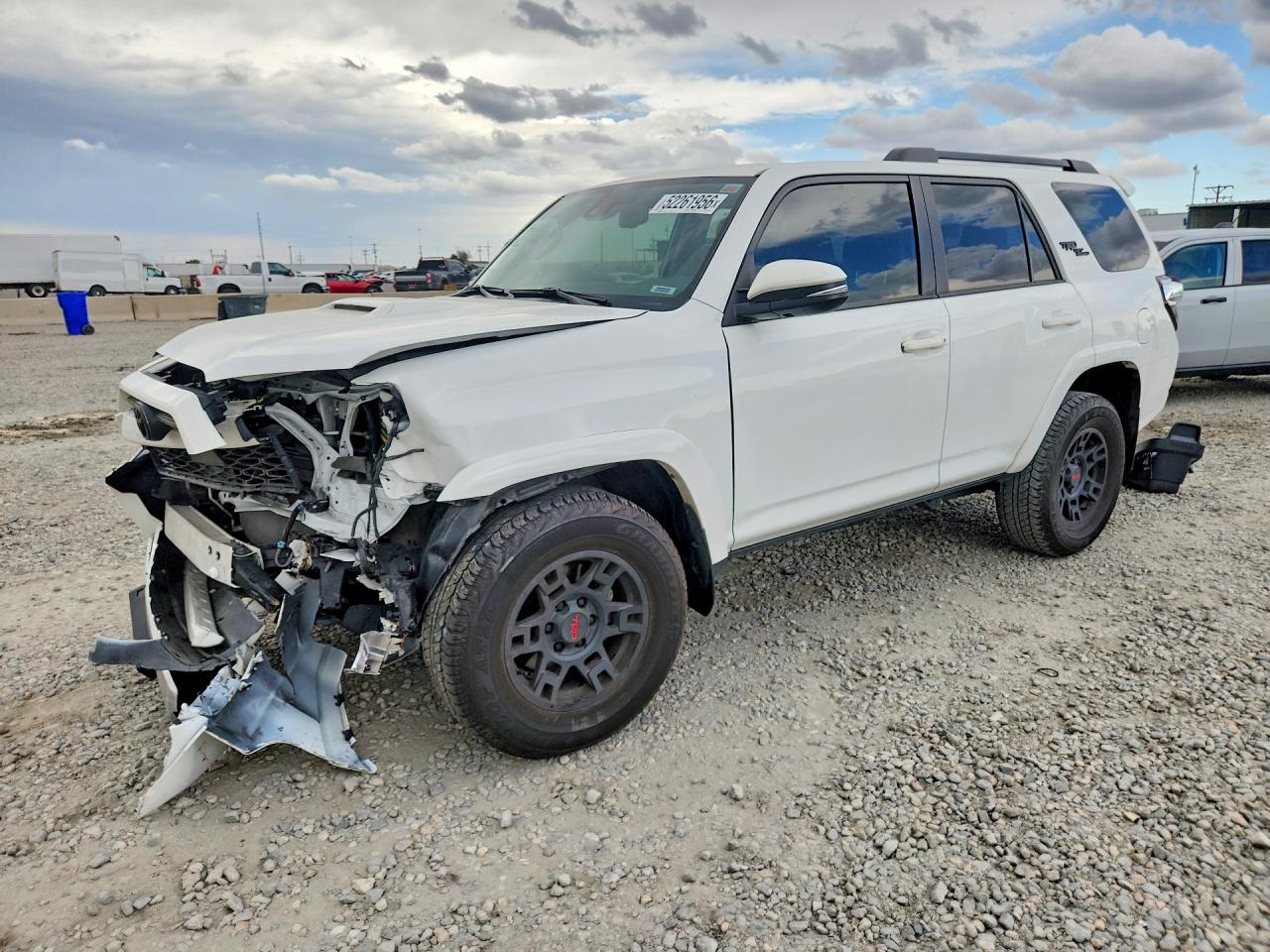 Salvage Toyota 4Runner Image