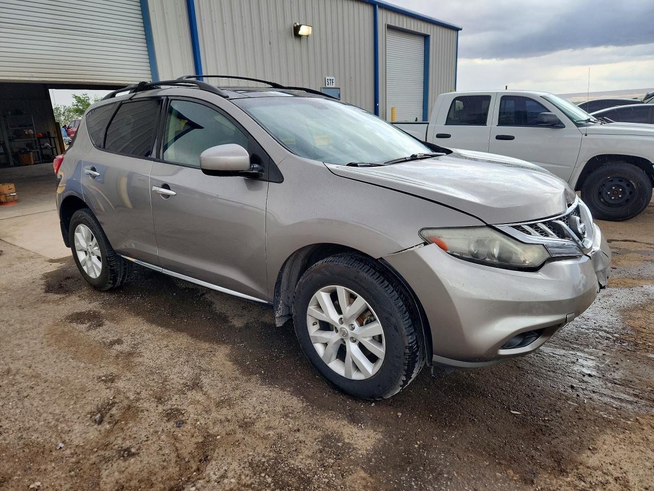 Nissan Murano S