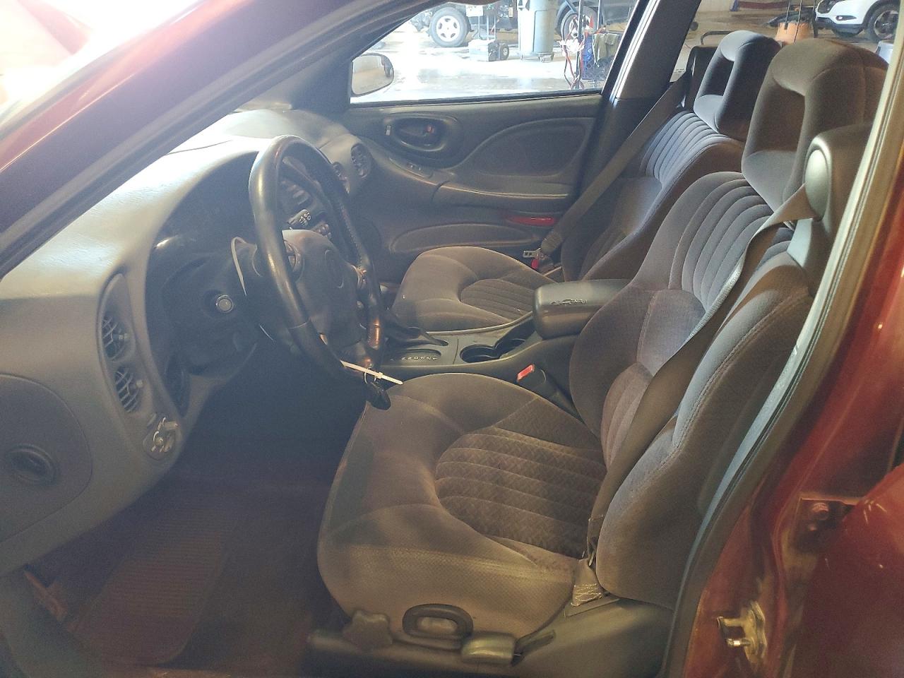 Pontiac Bonneville Se