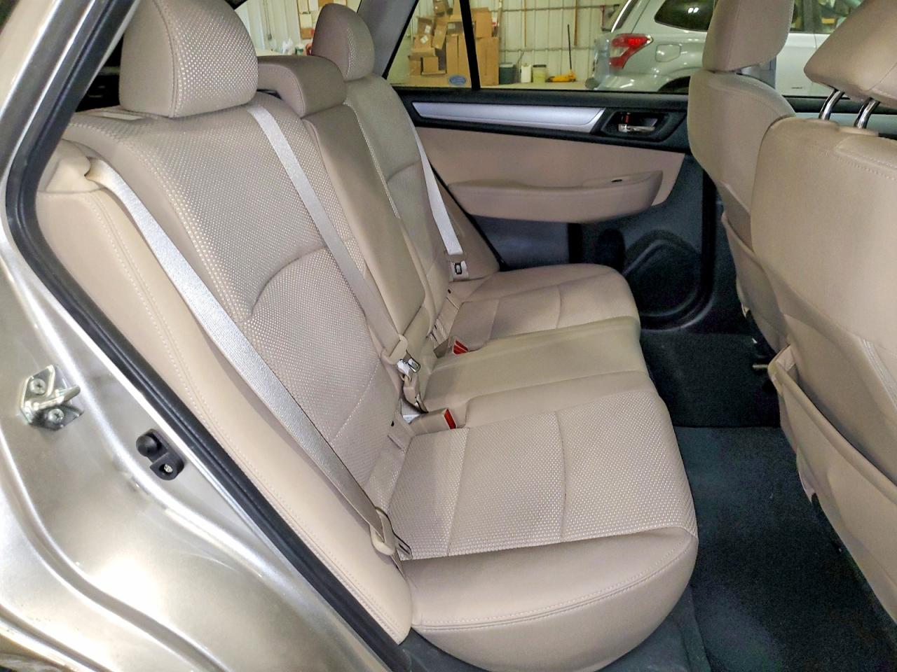 Subaru Outback 2.5i Premium