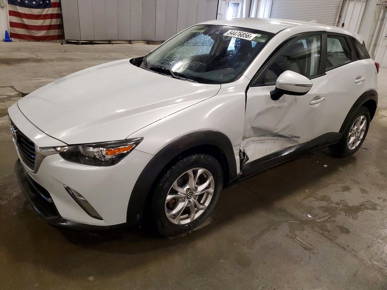 Salvage Mazda Cx Image