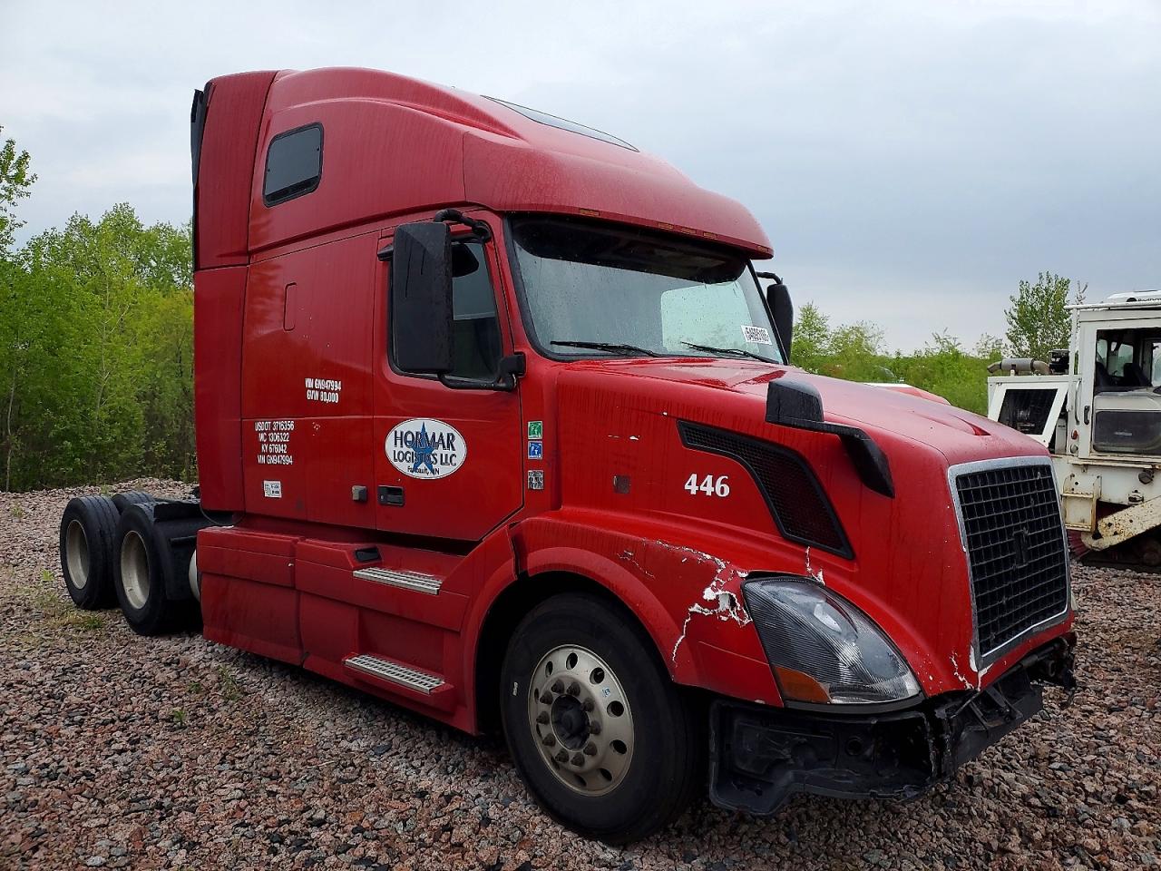 Salvage Volvo Vn Image