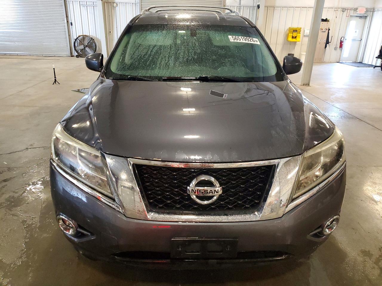 Nissan Pathfinder S