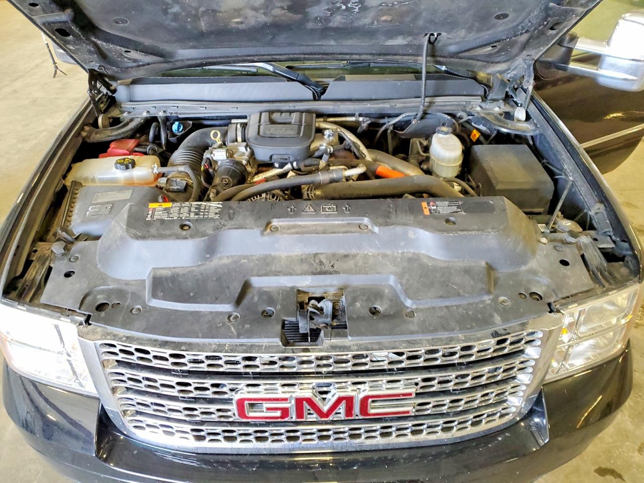 GMC Sierra K2500 Denali