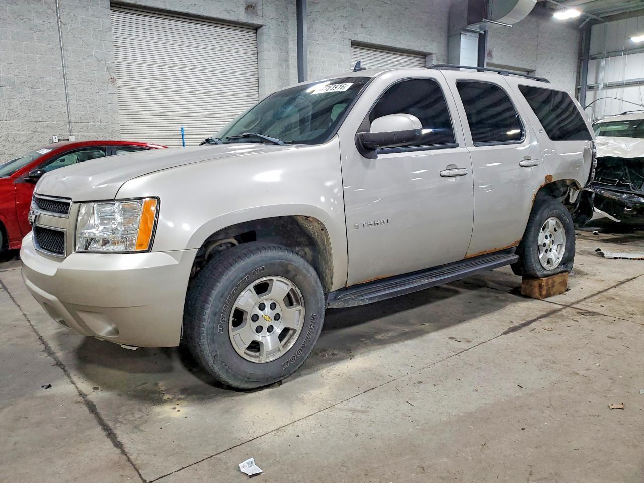 Salvage Chevrolet Tahoe Image