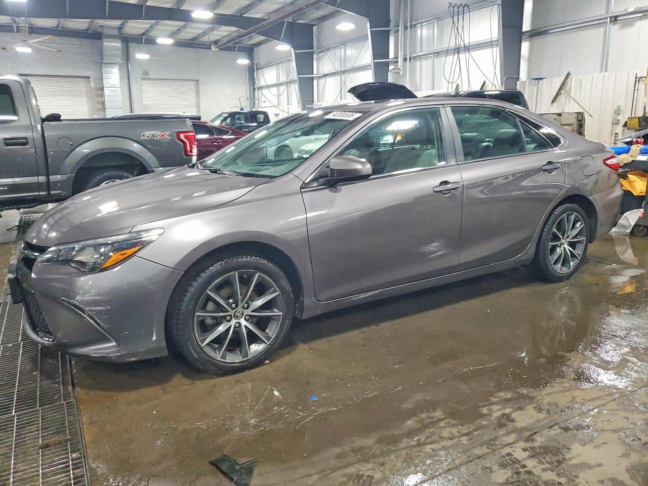 Salvage Toyota Camry Image