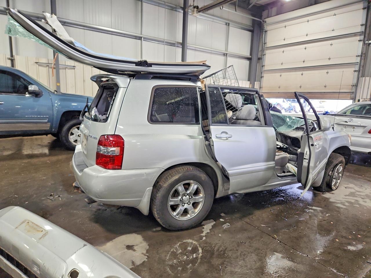 Toyota Highlander Base