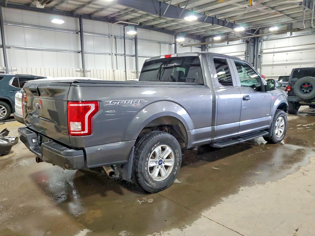 Ford F-150 Super Cab