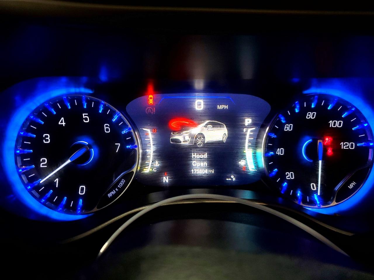 Chrysler Pacifica Touring L