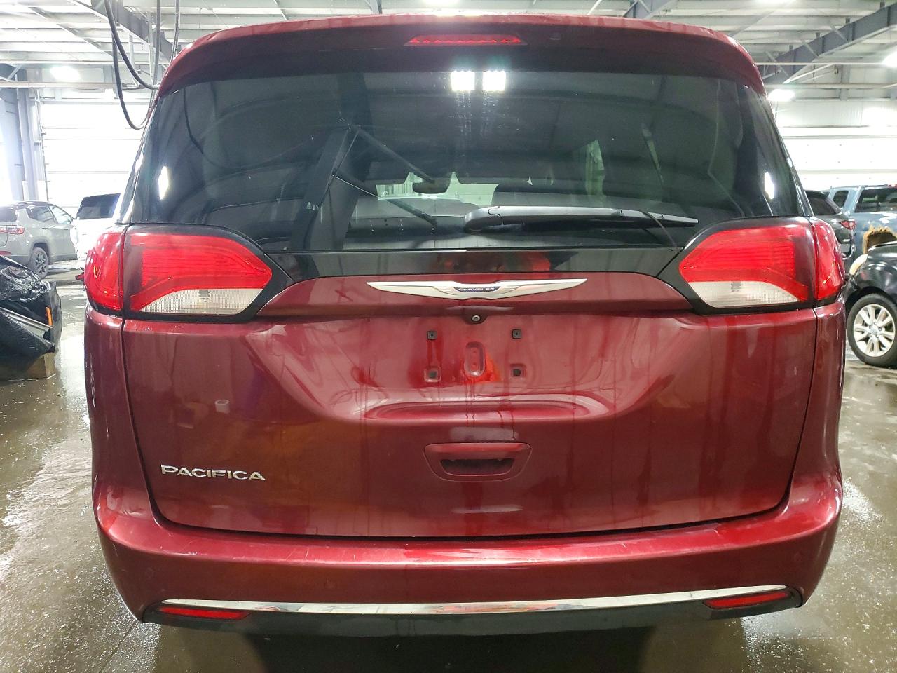 Chrysler Pacifica Touring L