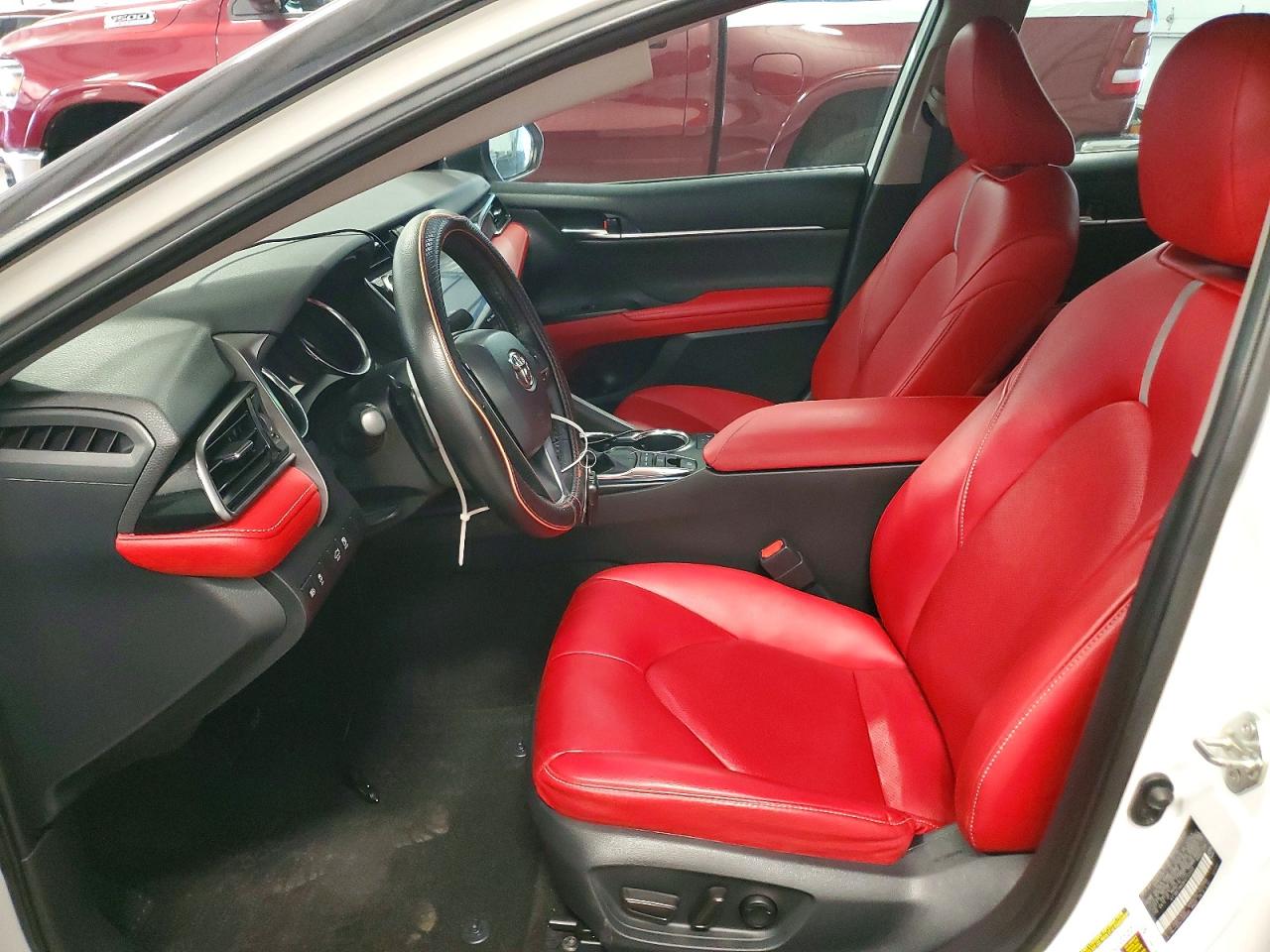 Toyota Camry Xse