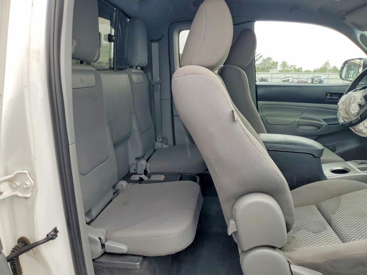 Toyota Tacoma Access Cab