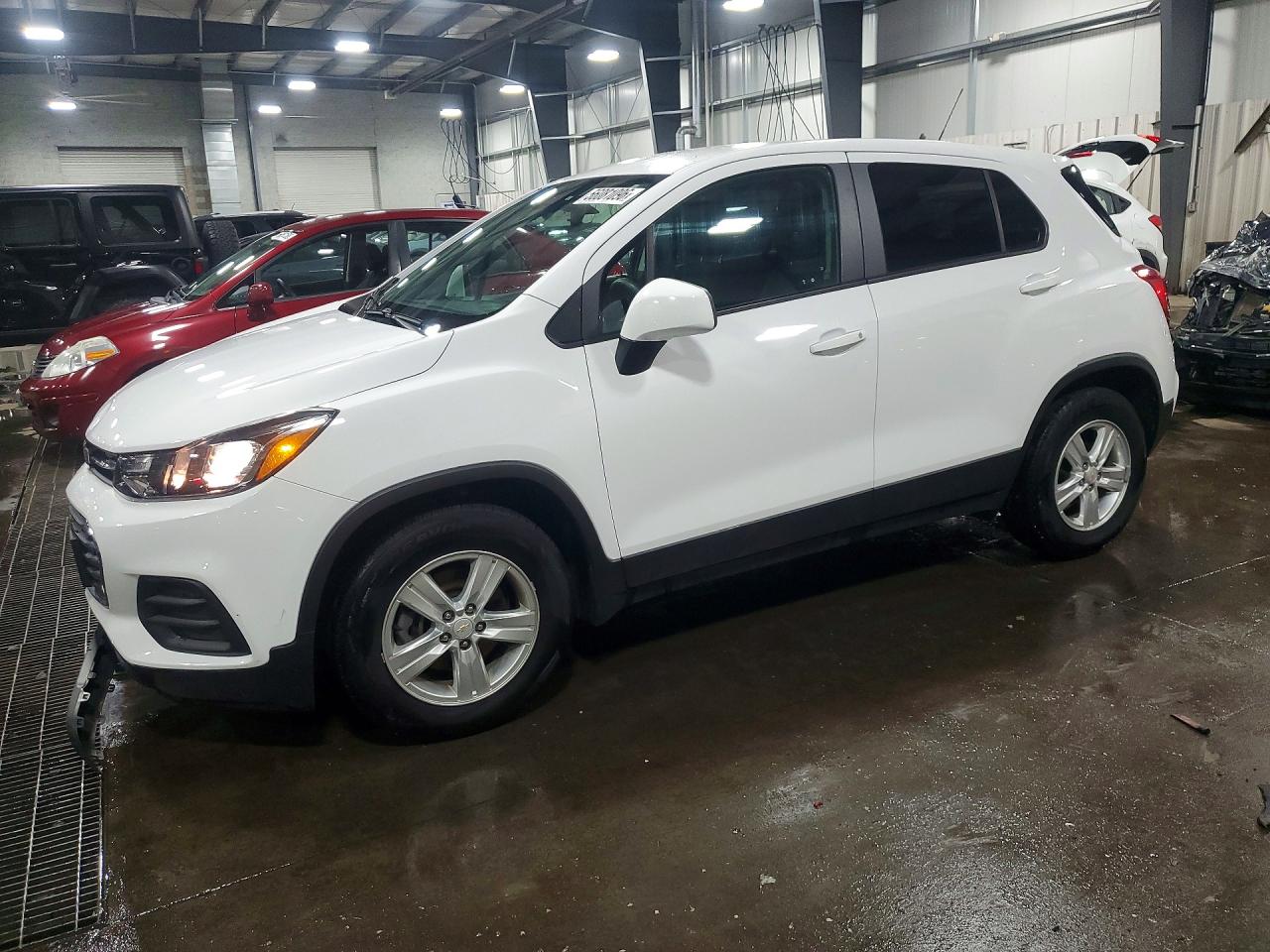 Salvage Chevrolet Trax Image