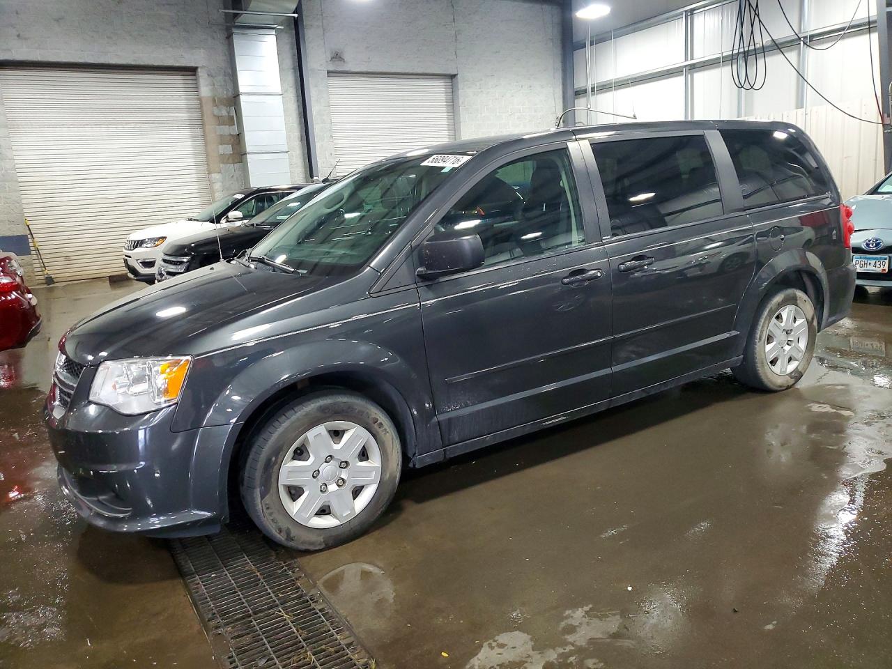 Salvage Dodge Caravan Image