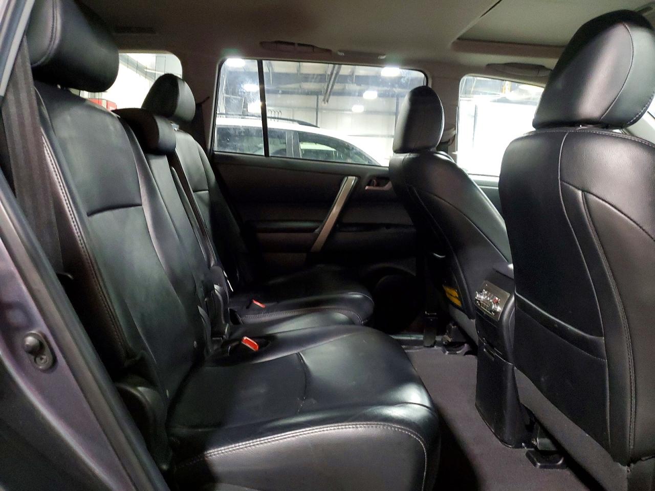 Toyota Highlander Se