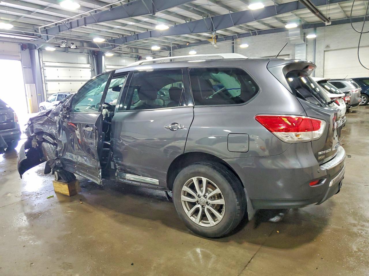 Nissan Pathfinder Sl