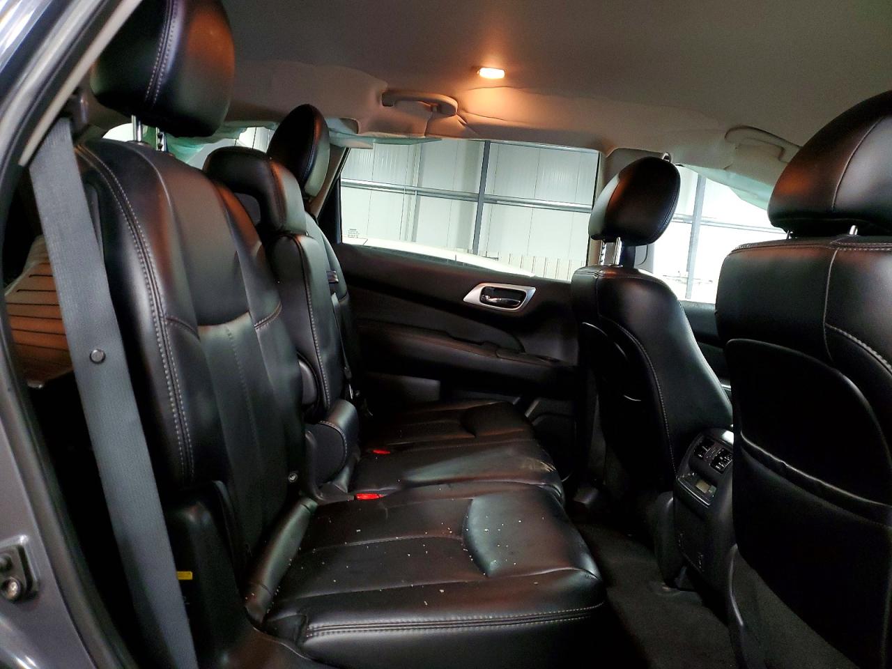 Nissan Pathfinder Sl