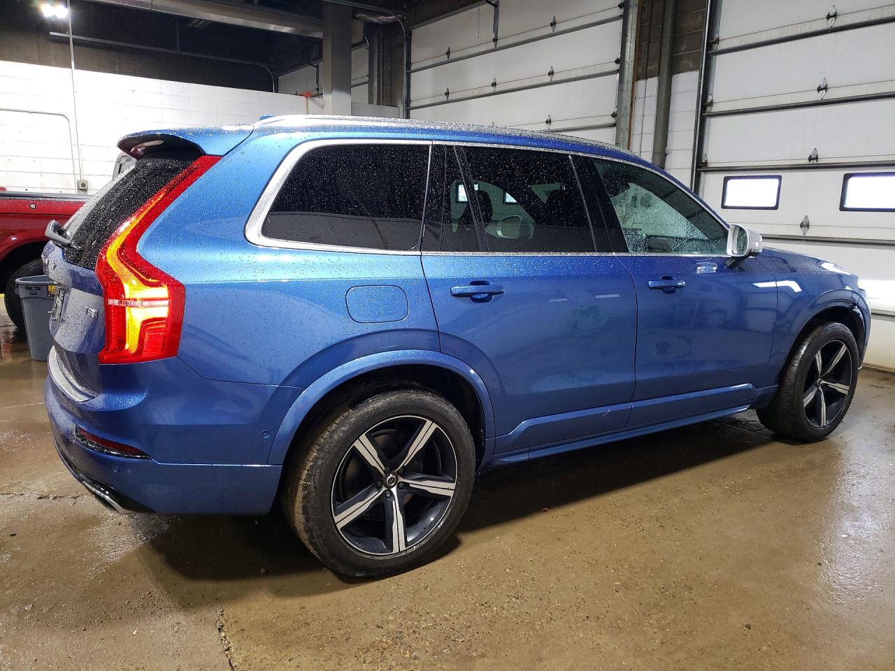 Volvo XC90 T8