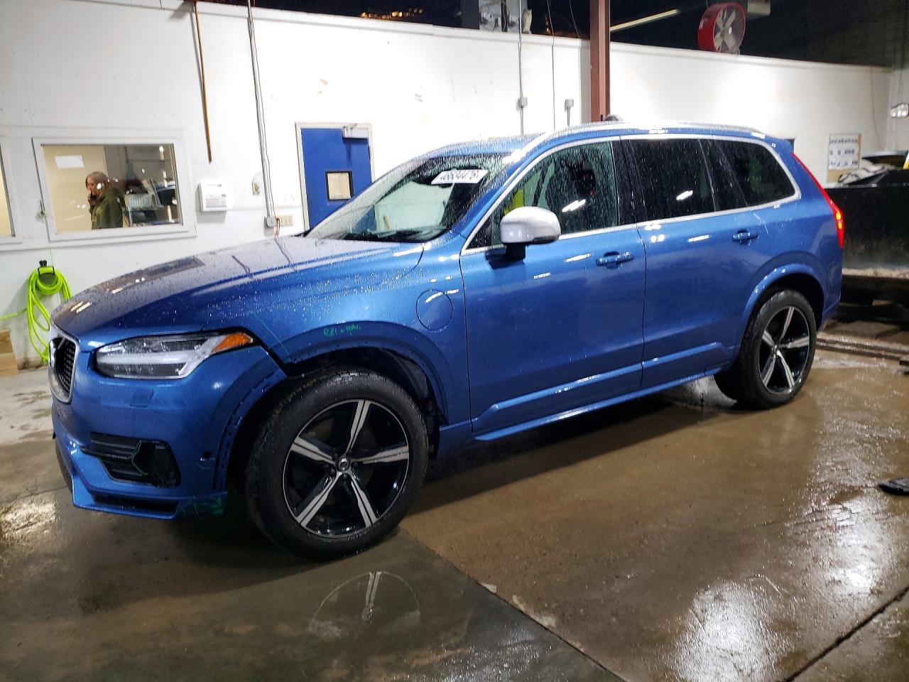 Salvage Volvo XC90 Image