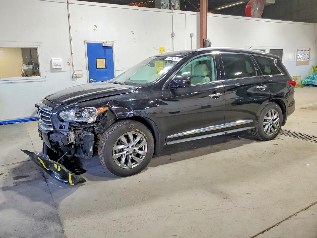Salvage INFINITI Qx Image