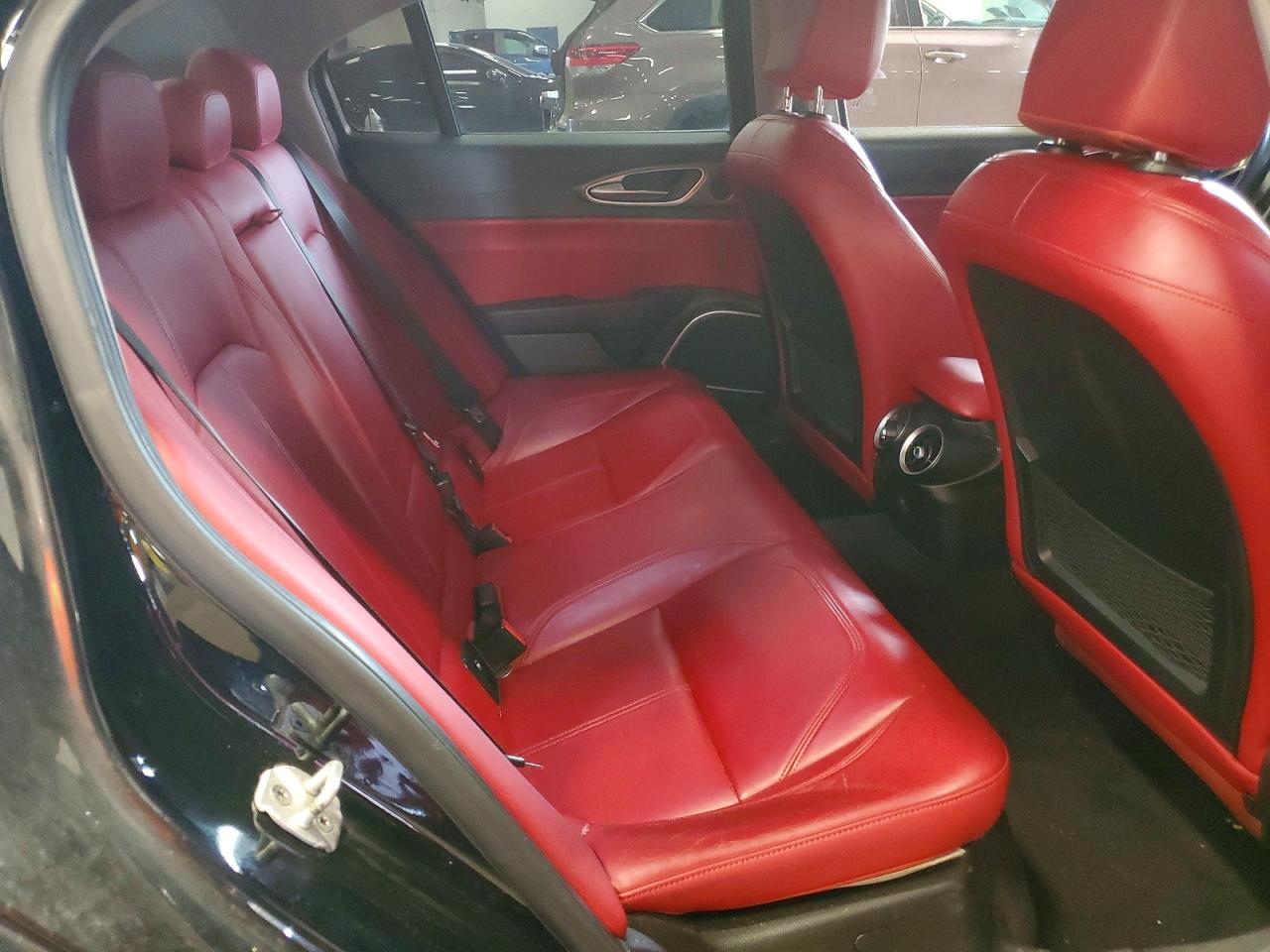 Alfa Romeo Giulia Q4