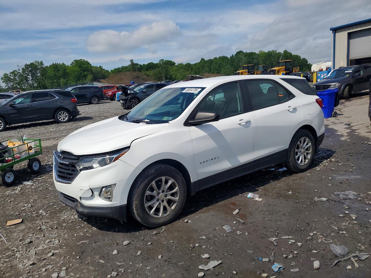 Salvage Chevrolet Equinox Image
