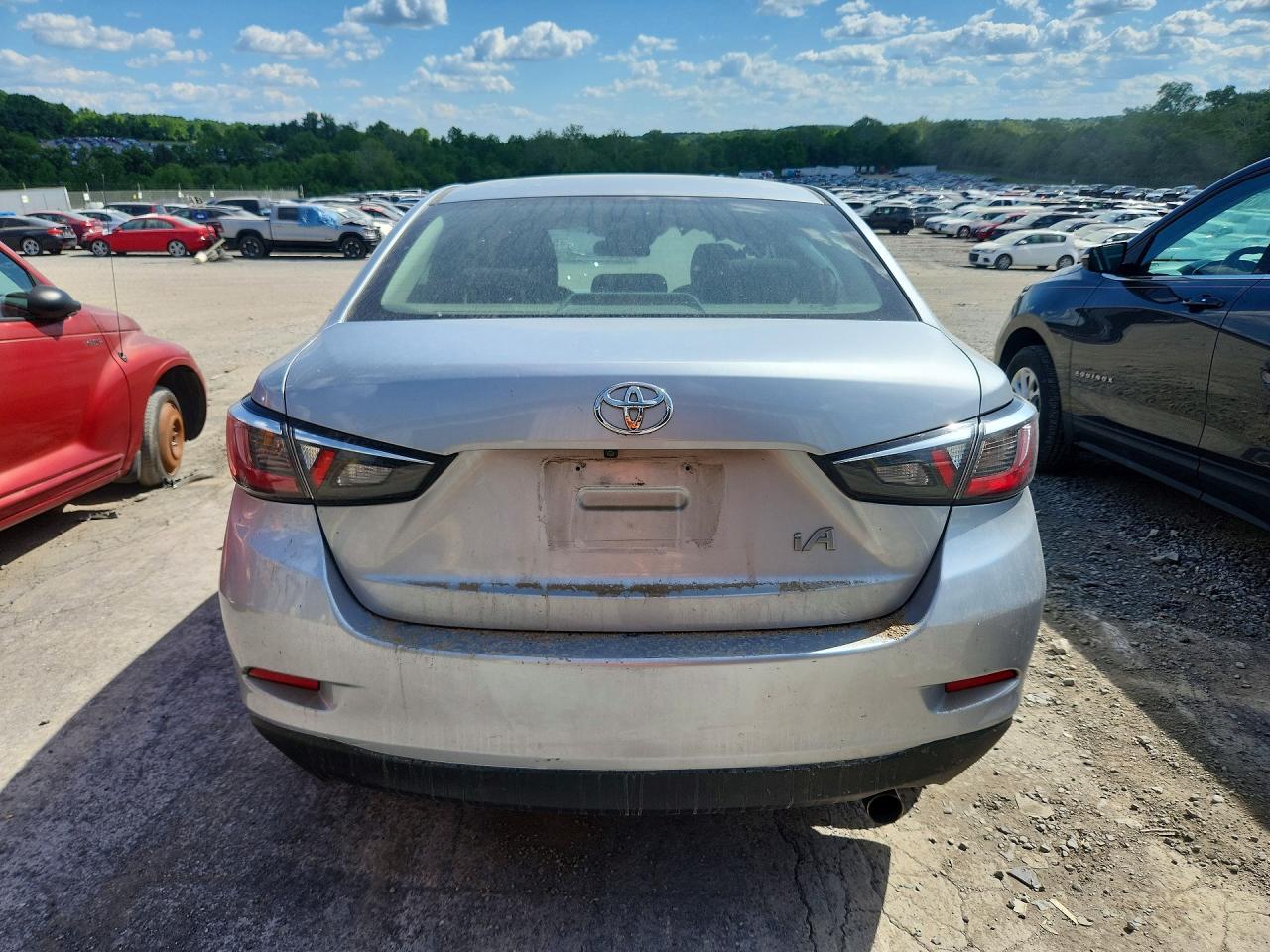 Toyota Yaris Base