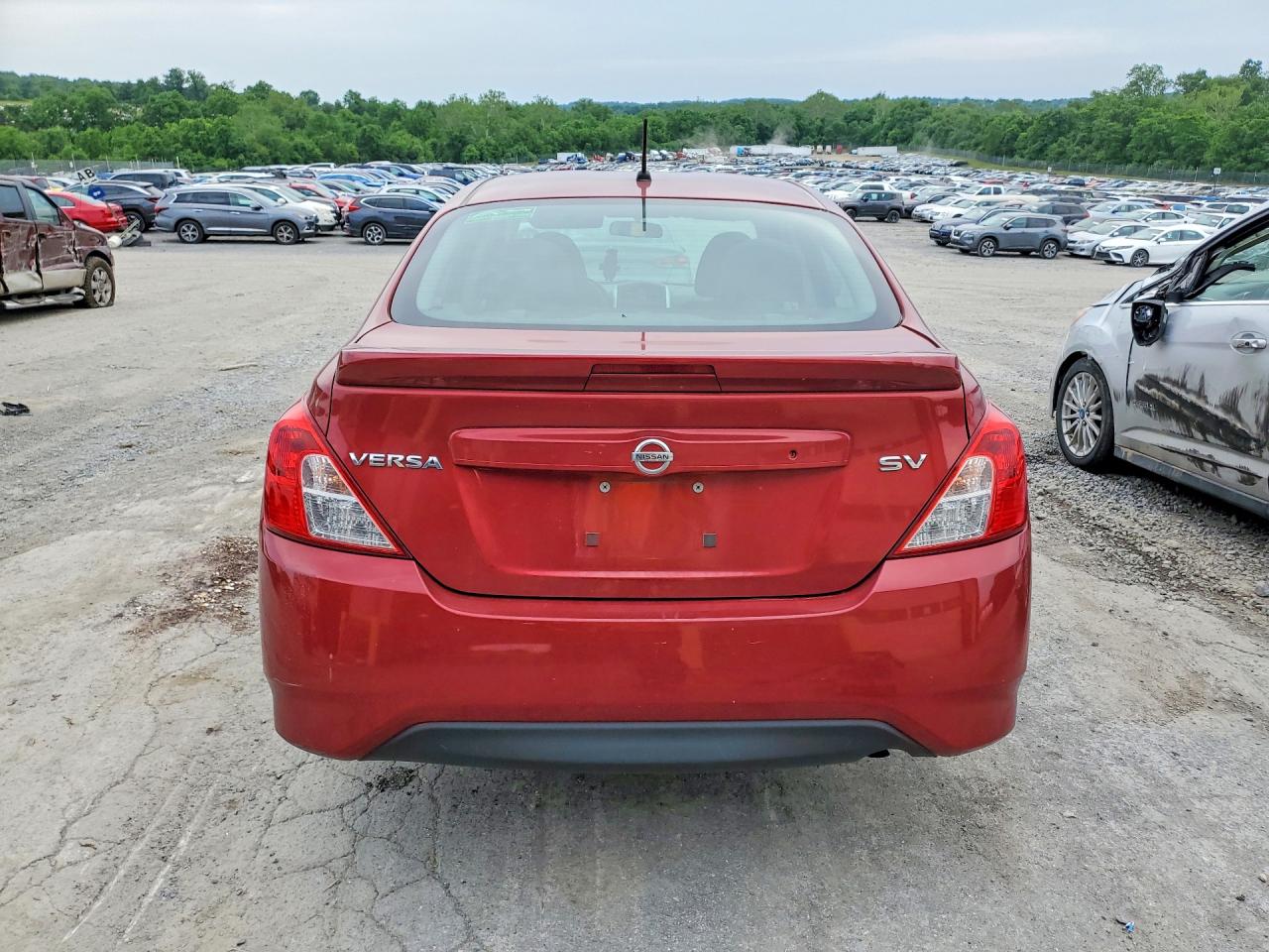 Nissan Versa 1.6 Sv