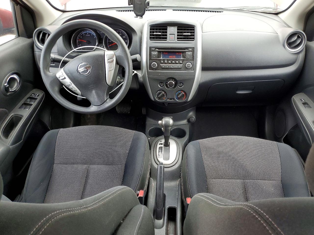 Nissan Versa 1.6 Sv