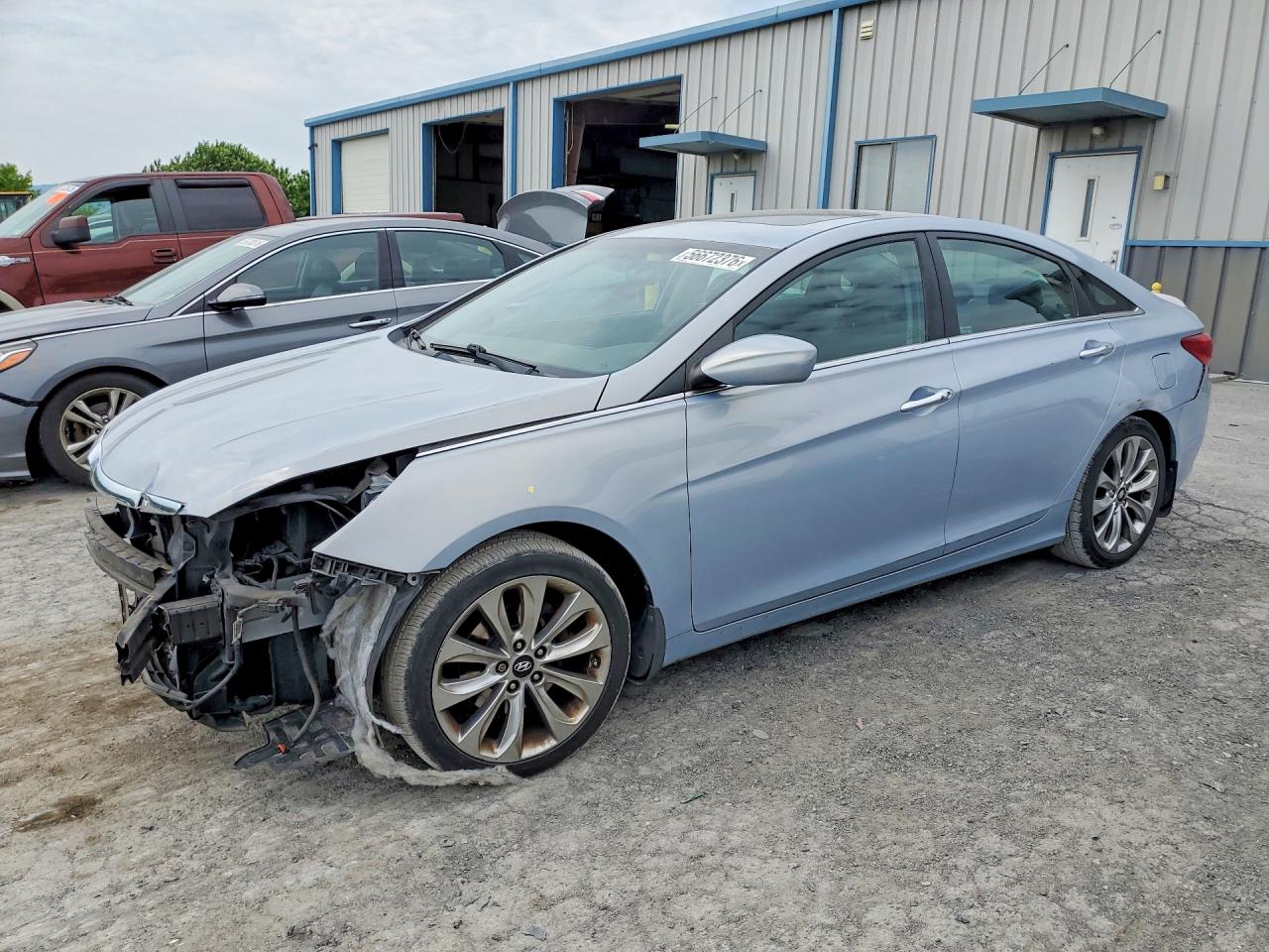 Salvage Hyundai SONATA Image