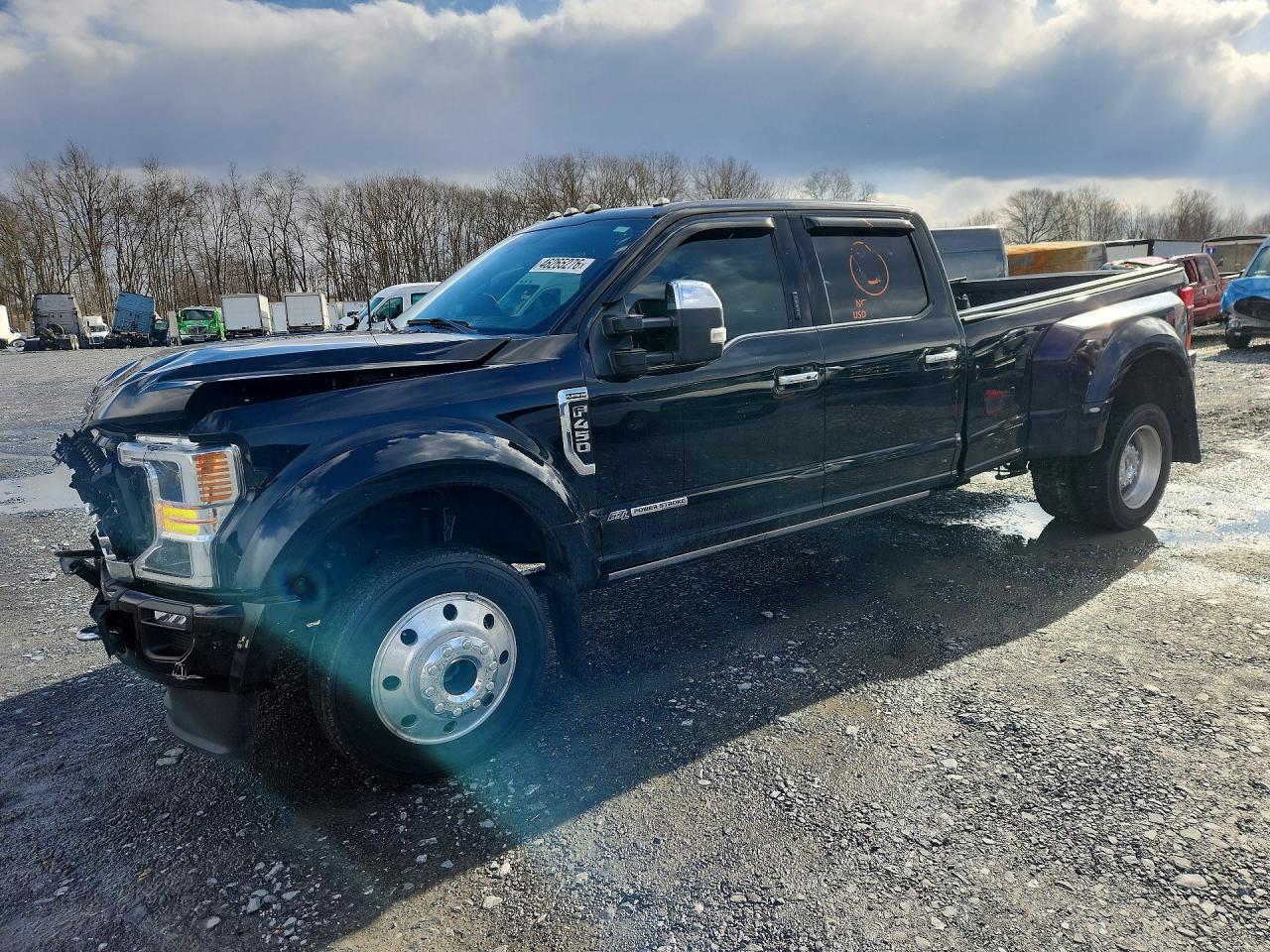 Salvage Ford F-450 Image