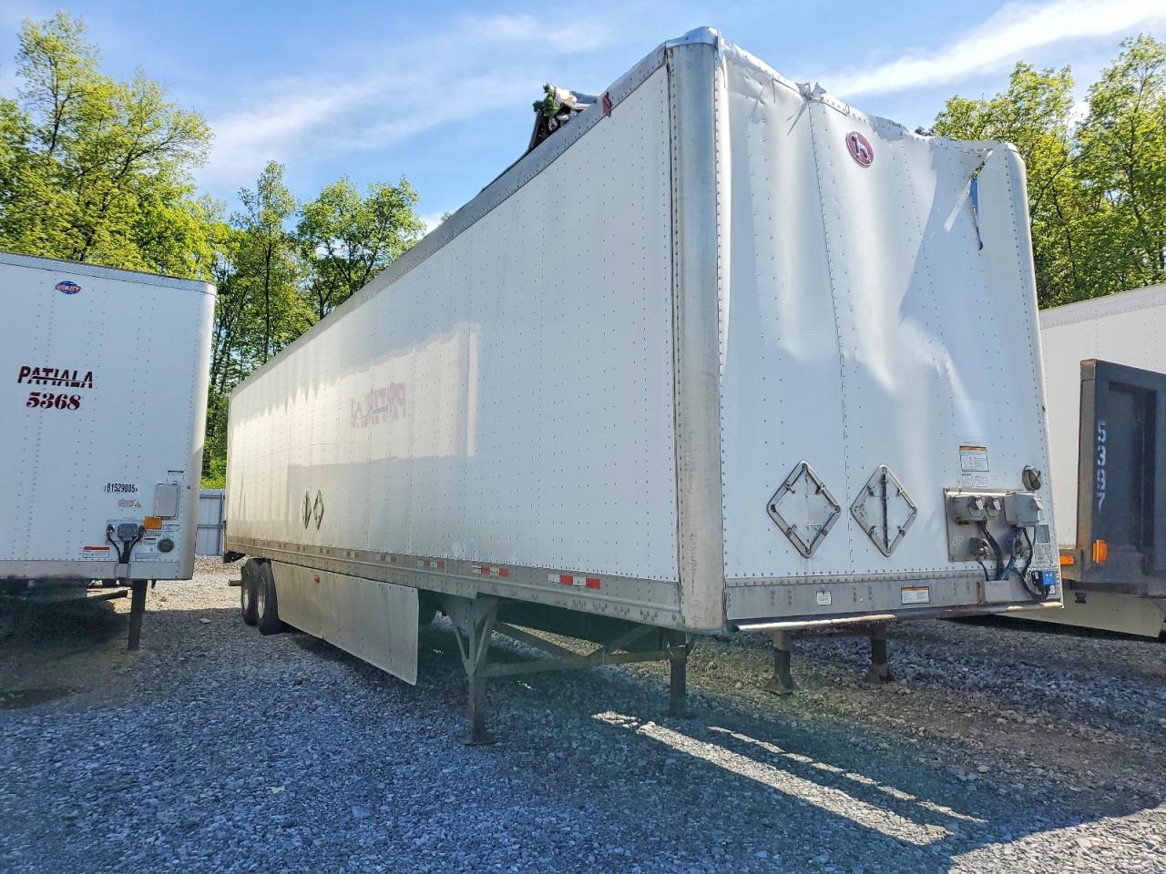 Salvage Great Dane Trailer Trailer Image