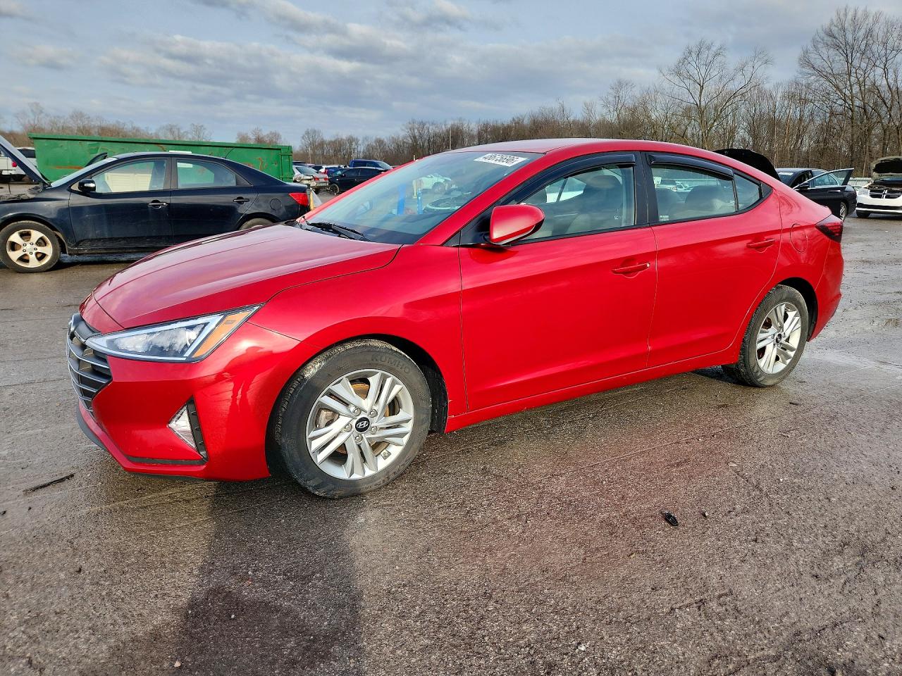 Salvage Hyundai ELANTRA Image