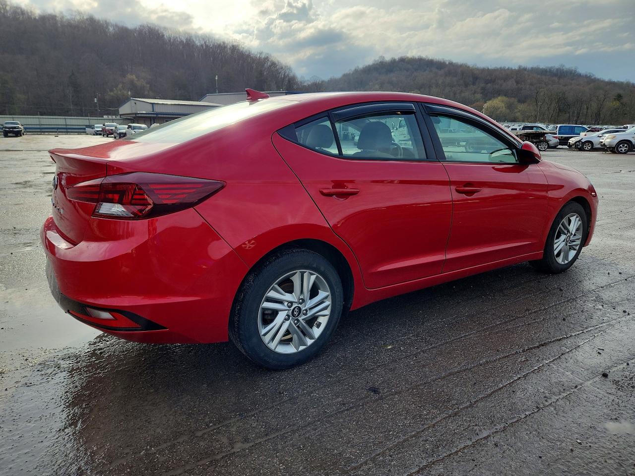 Hyundai ELANTRA Sel