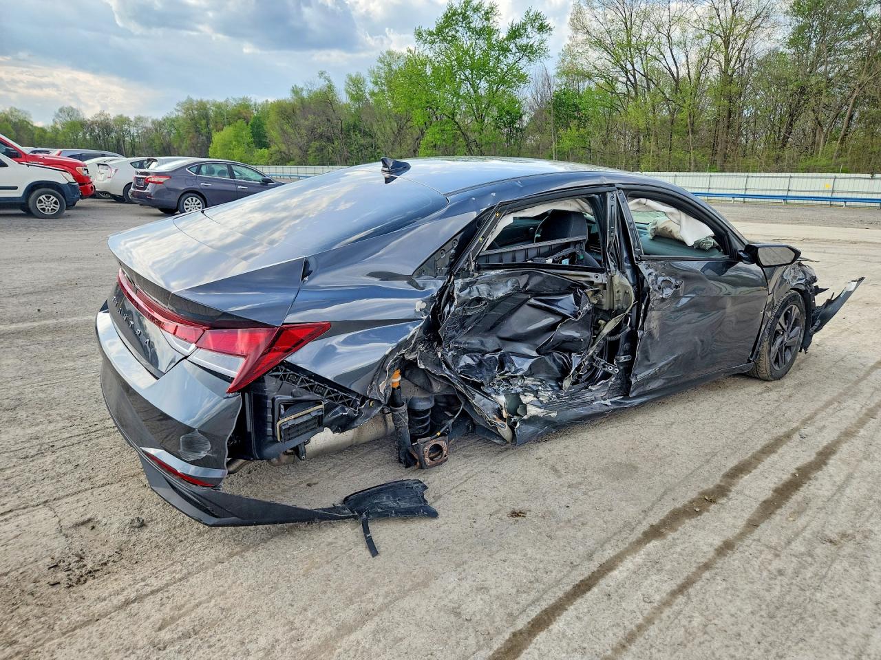 Hyundai ELANTRA Sel