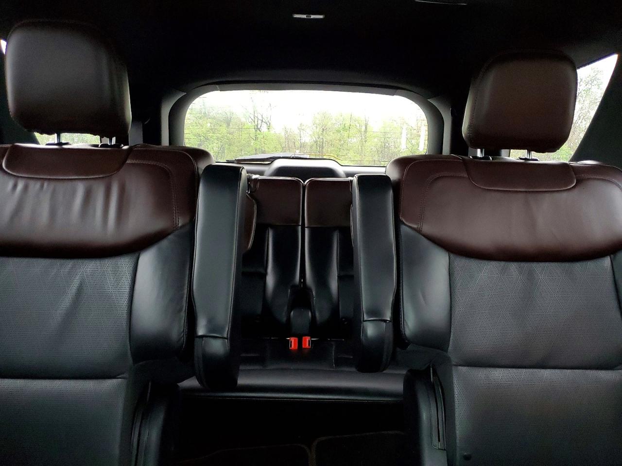 Ford Explorer Platinum