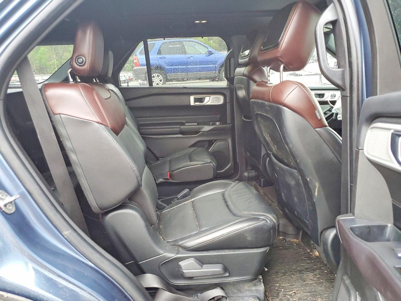 Ford Explorer Platinum