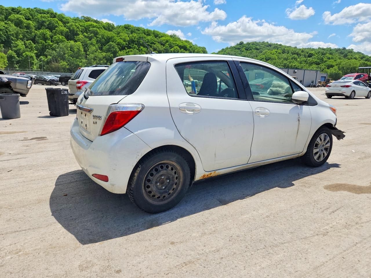 Toyota Yaris 5-door Le