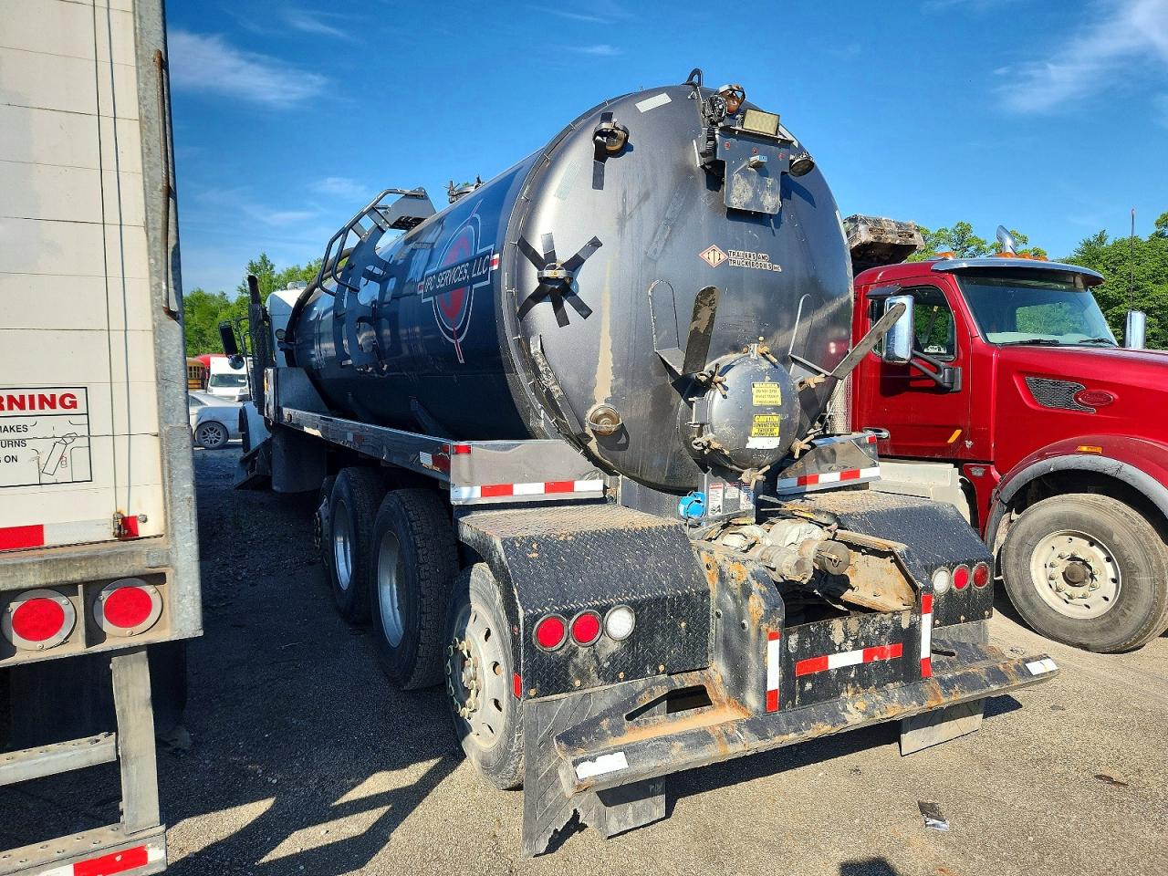 Peterbilt 367