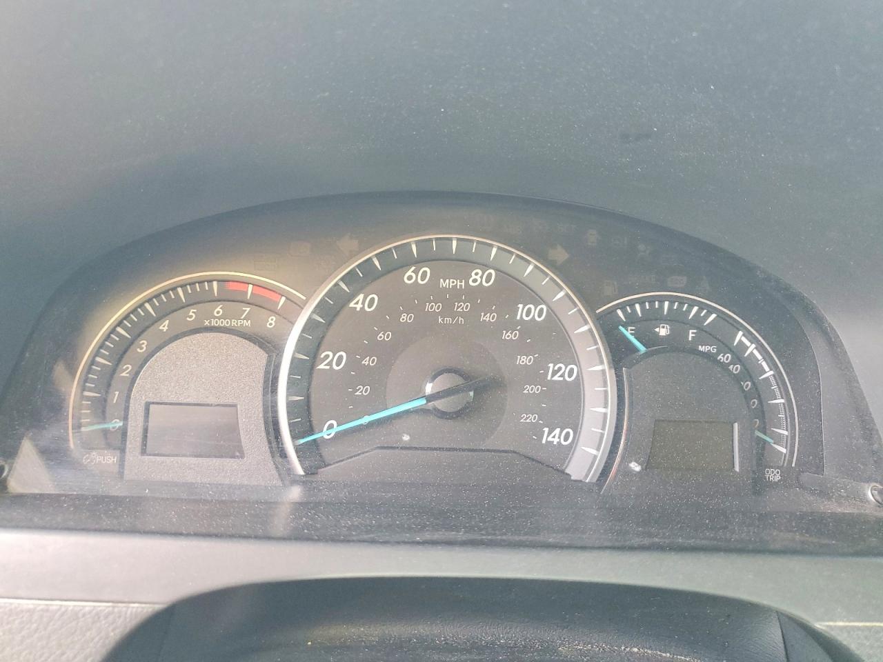 Toyota Camry Le